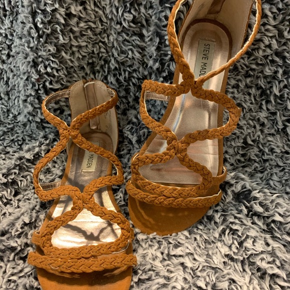 Steve Madden Other - Girls Steve Madden Sandals